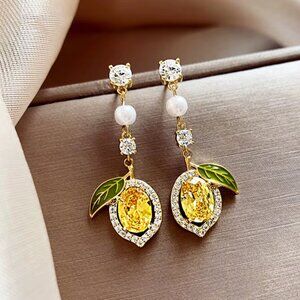 🍋 Lemon Drop Crystal Earrings | Gold-Tone Citrus Dangle 🍋